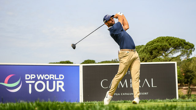 Adri Arnaus presenta sus credenciales en el PGA Catalunya Golf