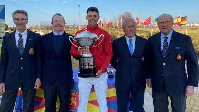 El suizo Nicola Gerhardsen se adjudica la 108 edicin de la Copa S. M. El Rey