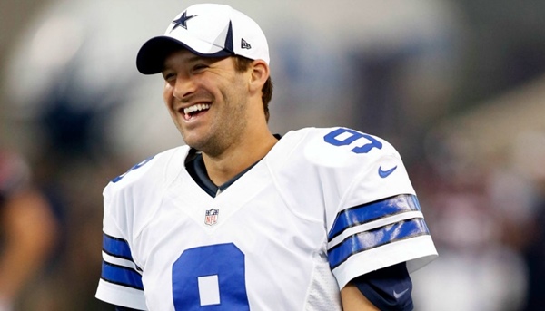 Tony Romo golf quaterback