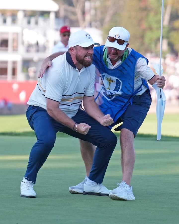 Shane Lowry celebrando el empate en su partido
