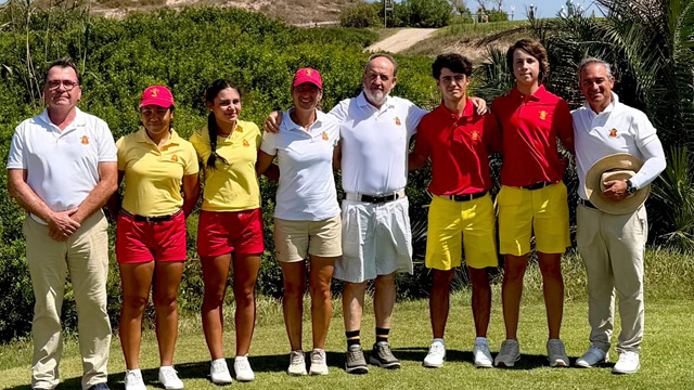 Medalla de plata col·lectiva, una plata i un bronze individual, recompensa espanyola