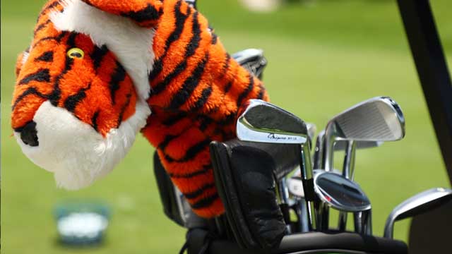 La bolsa de Tiger Woods para el duelo The Match II