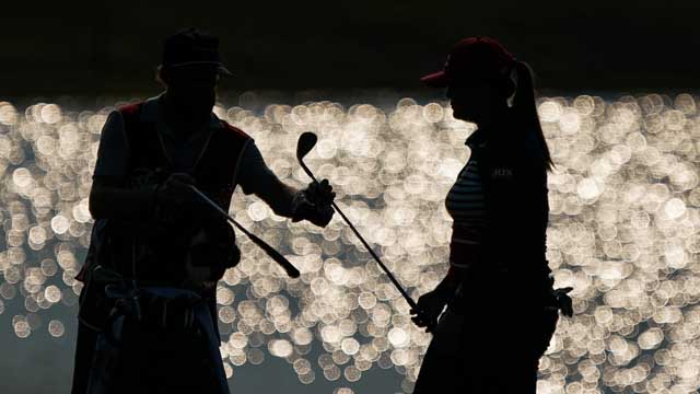 Los caddies peligran en el Ladies PGA Tour