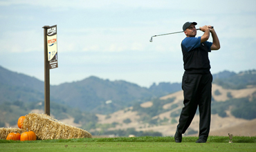 Rocco Mediate, conserva el liderato en San Martin