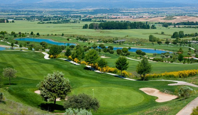 En San Lorenzo del Escorial se apuesta por el golf