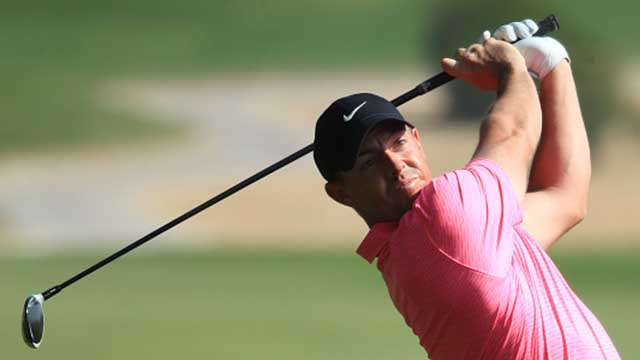 Rory McIlroy marca el paso en Abu Dhabi