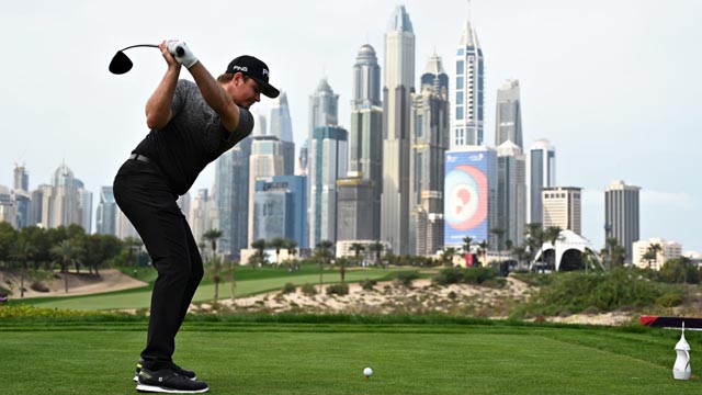 Eddie Pepperell vuelve por sus fueros en Dubai