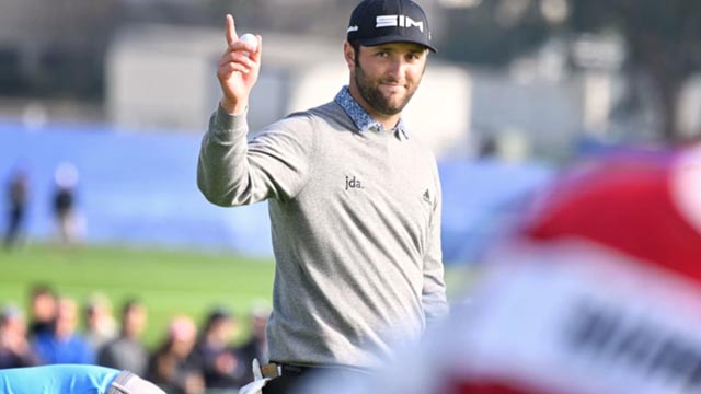 Jon Rahm marca su territorio en Torrey Pines