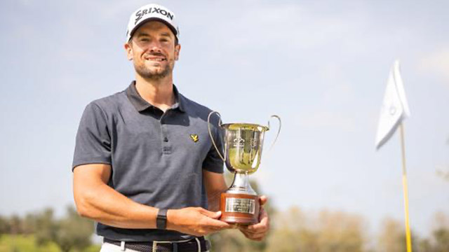 Manuel Morugán estrena su palmarés en el Alps Tour