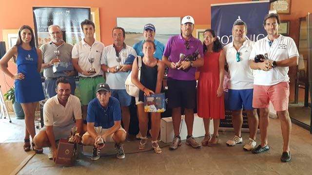 Cien jugadores en un clásico en Costa Ballena