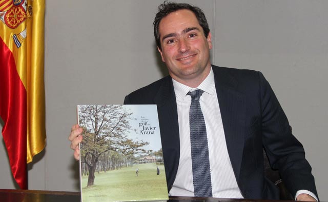 Presentado un libro excepcional sobre Javier Arana