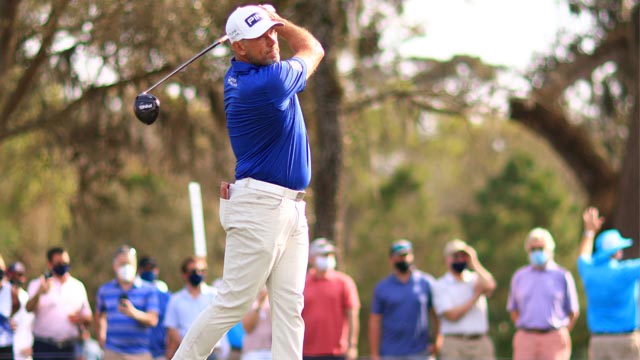 Lee Westwood suma y sigue en Sawgrass