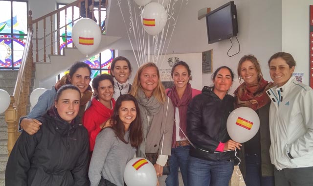 Globos para recibir a las jugadoras del LETAS