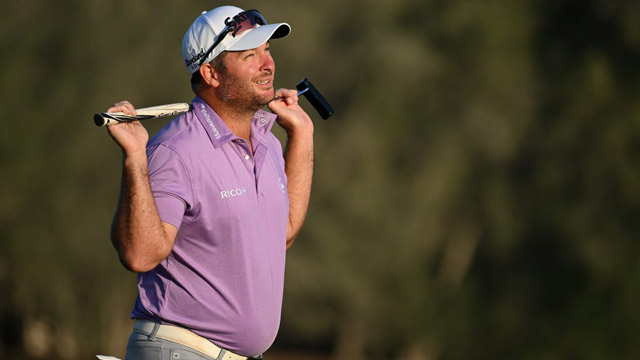 Ryan Fox sigue al frente en el Ras Al Khaimah Classic.