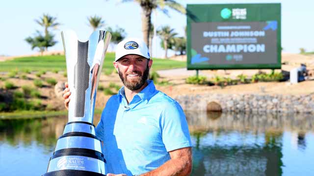 Dustin Johnson se proclama el rey de Arabia