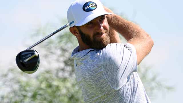 Dustin Johnson marca el ritmo en el desierto