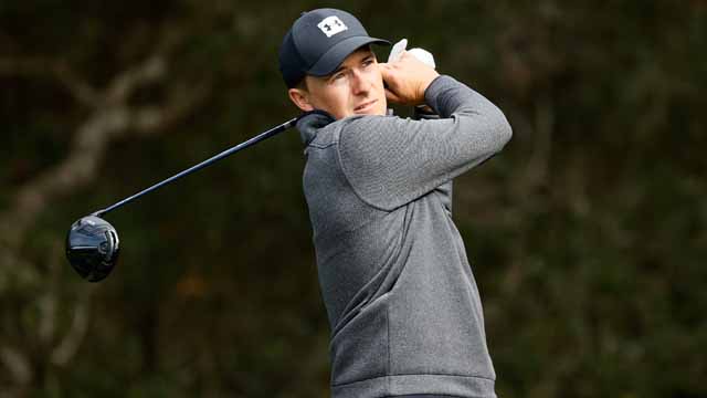 Jordan Spieth lidera en California