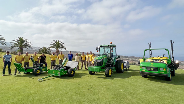 Abama Golf renueva maquinaria para optimizar el mantenimiento del campo