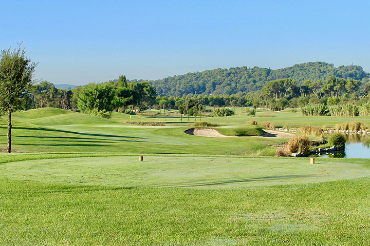 Un campo de golf en Barcelona para cualquier jugador