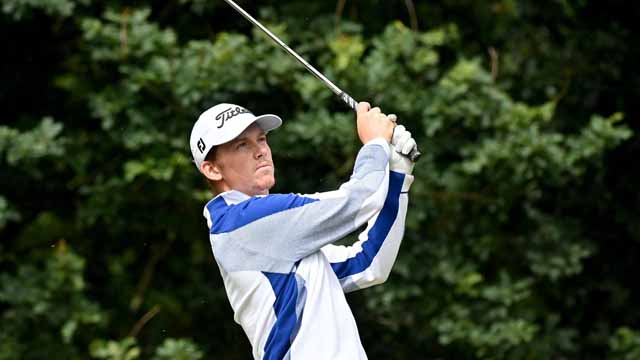 Daniel Hiller lidera en el World Invitational