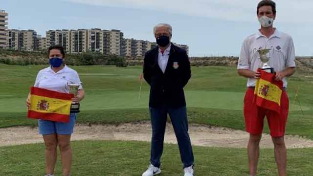 Jorge Olmos y María Rodríguez campeones del Mid-Amateur de Pitch & Putt