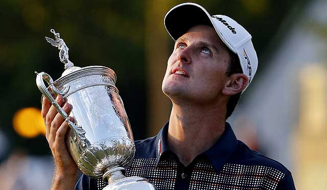 Justin Rose hace historia sobre la hierba de Merion