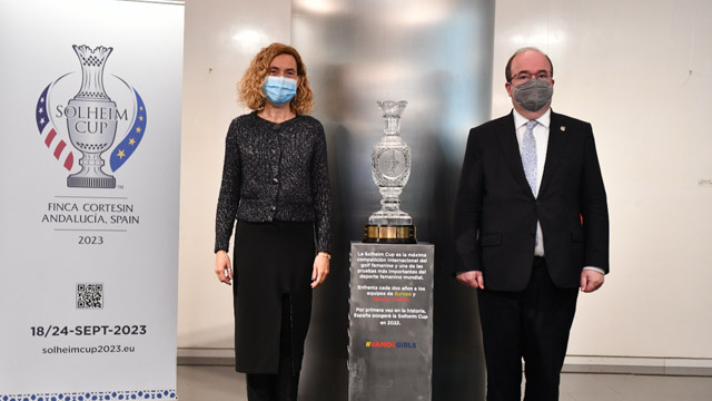 La Solheim Cup, recibida por Meritxell Batet y Miquel Iceta en el Congreso de los Diputados