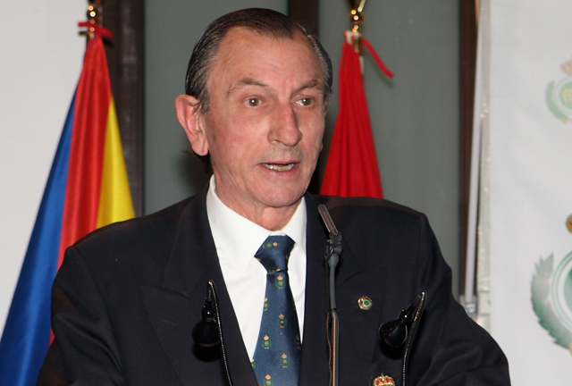 Ángel de la Riva, reelegido Presidente de la RFAG