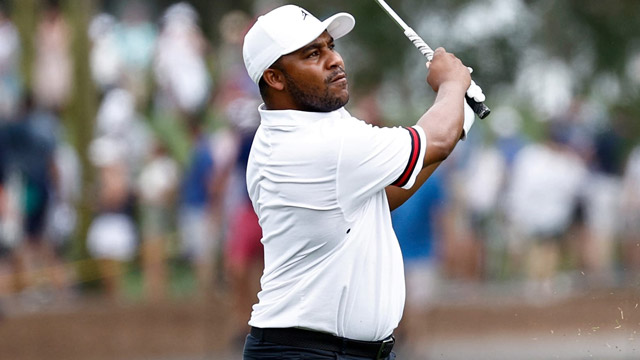 Harold Varner III lidera en Harbour Town contra viento y marea