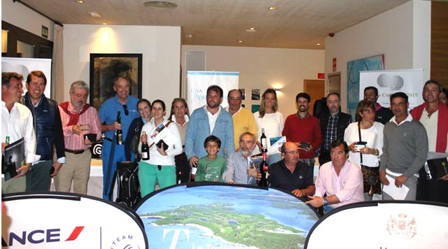 Comienza el espectáculo en Golf Isla Valdecañas