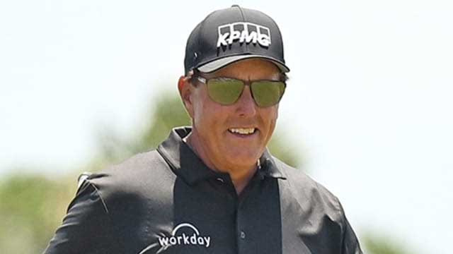 Phil Mickelson regresa al pasado