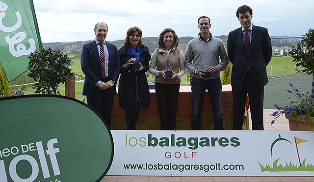 Los Balagares disfrutan de su 'tiempo de golf'