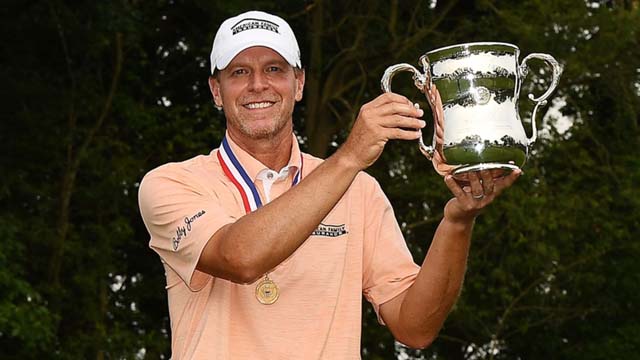 Steve Stricker repite grande en Notre Dame