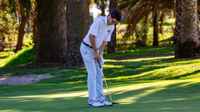 La joven promesa del golf canario Juan Luis Bethencourt gana la 127 Copa Palmer