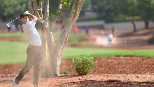 Un espectacular Rory McIlroy comienza mandando en Dubai