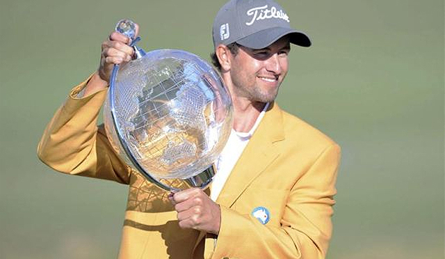 Adam Scott repite victoria en Melbourne