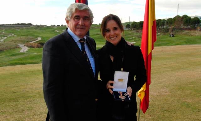 Beatriz Reacari recoge en Madrid sus premios