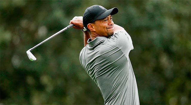Tiger Woods firma 70 golpes en  Isleworth