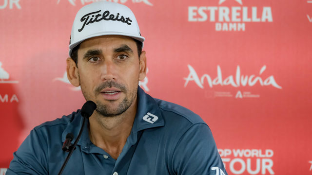 Rafa Cabrera-Bello en busca del equilibrio en el Estrella Damm N.A. Andalucía Masters