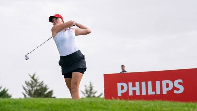La jugadora suiza Vanessa Knecht asalta el liderato en Lerma Golf