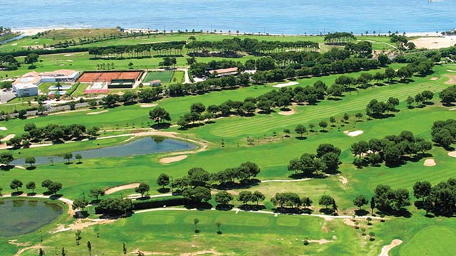 Vacaciones de golf junto a la costa en Barcelona