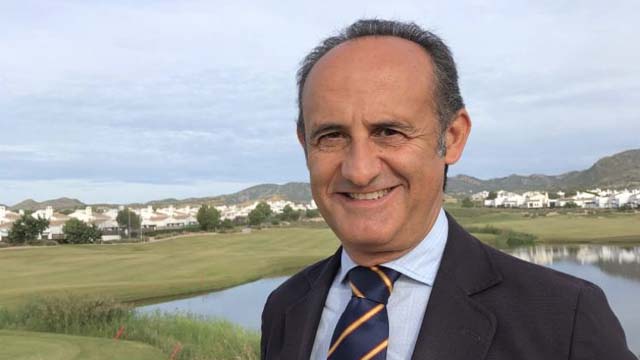 Enrique Herrero se une a la Asociación Española de la Campos de Golf