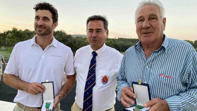 José María Cañizares, Alejandro Cañizares, Álvaro Quirós y Miles Tunnicliff reciben la Medalla al Mérito Deportivo