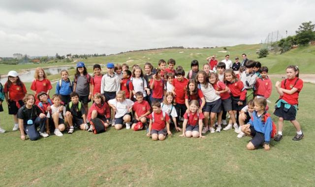 La Federación Navarra edita un manual para el fomento del golf escolar