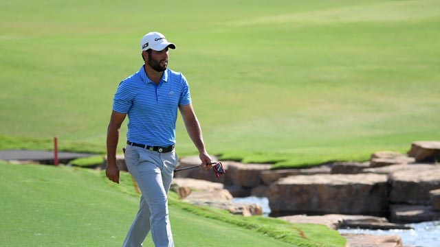 Adrian Otaegui muestra poderío tras la primera jornada en Dubai