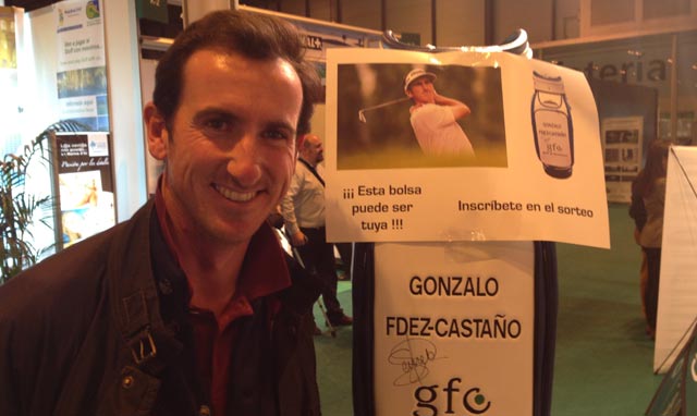 Un campeón en el stand de Golf Confidencial