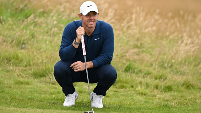 Rory McIlroy emerge en Escocia