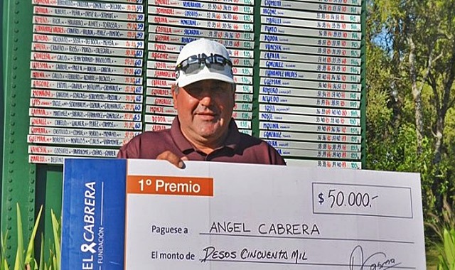 Ángel Cabrera gana el torneo de su fundación