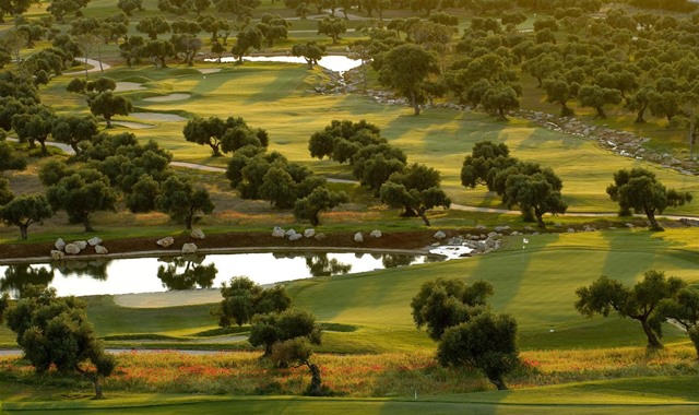 Villanueva Golf y Arcos Golf reabren sus hoyos