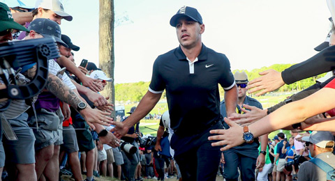 Koepka se vuelve ligeramente humano